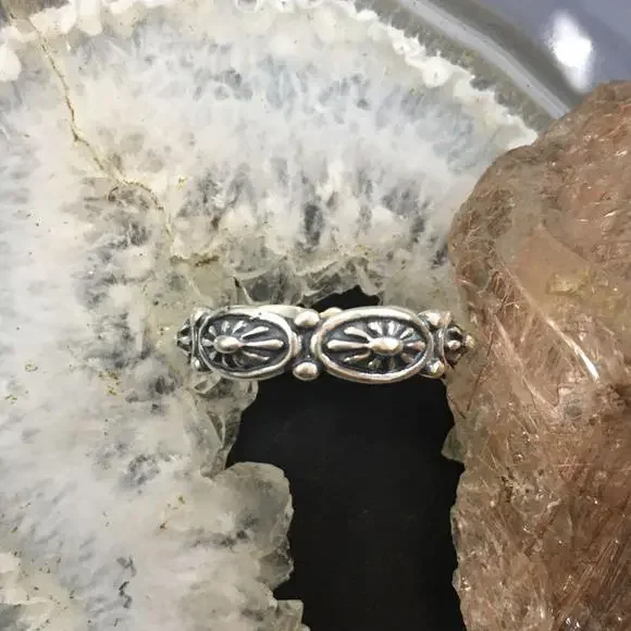 Carolyn Pollack Southwestern Style Sterling Flower Concho Band Ring For Women - Picture 4 of 10